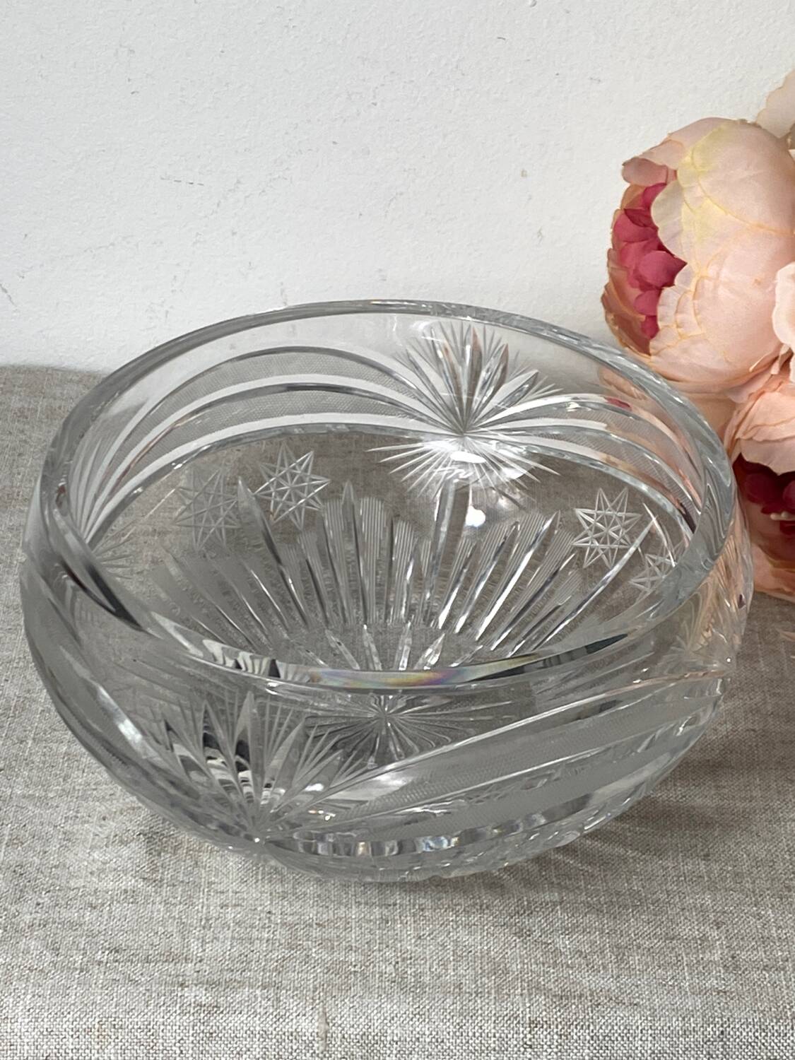 Cut crystal salad bowl