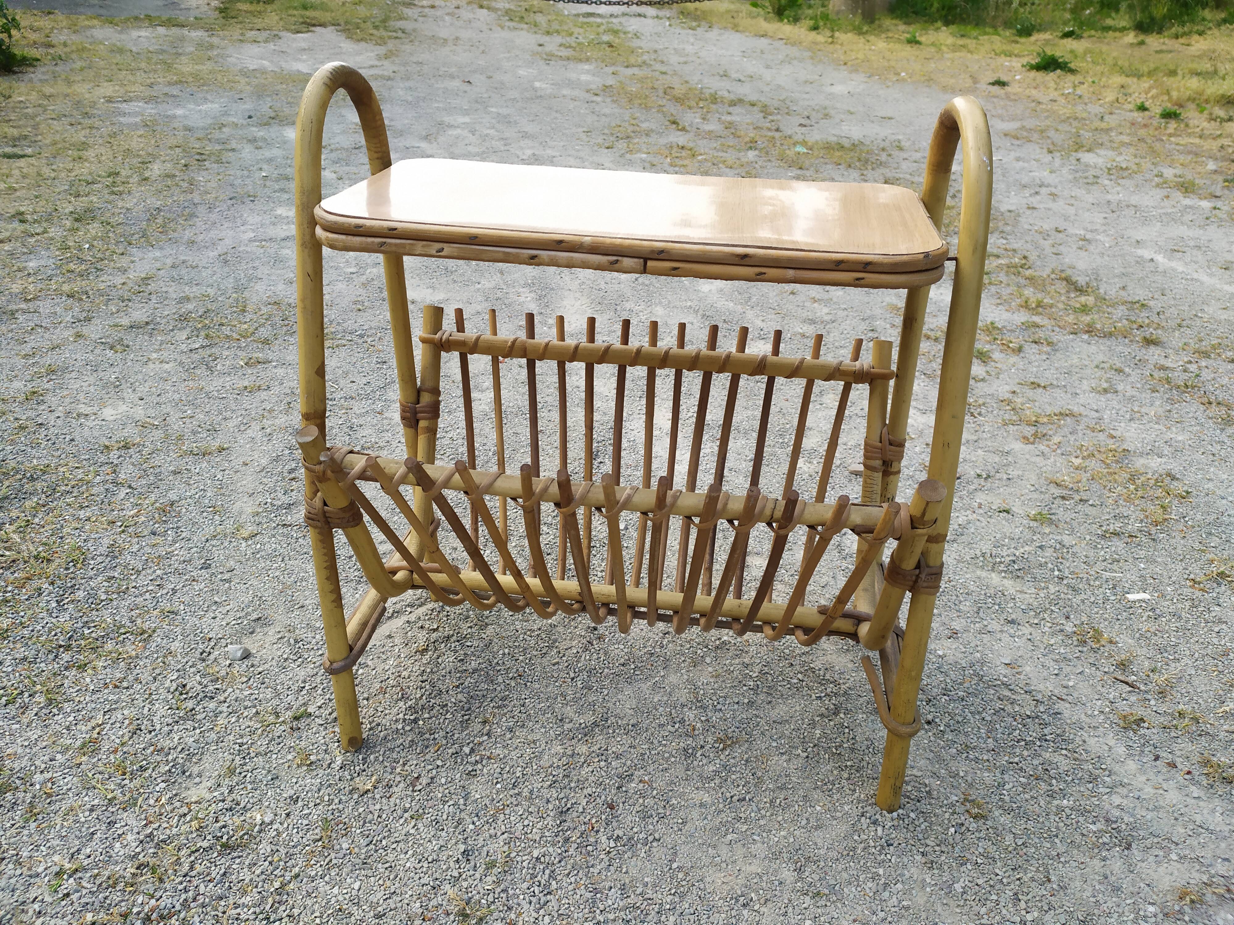 Magazine rack from the 50s and 60s