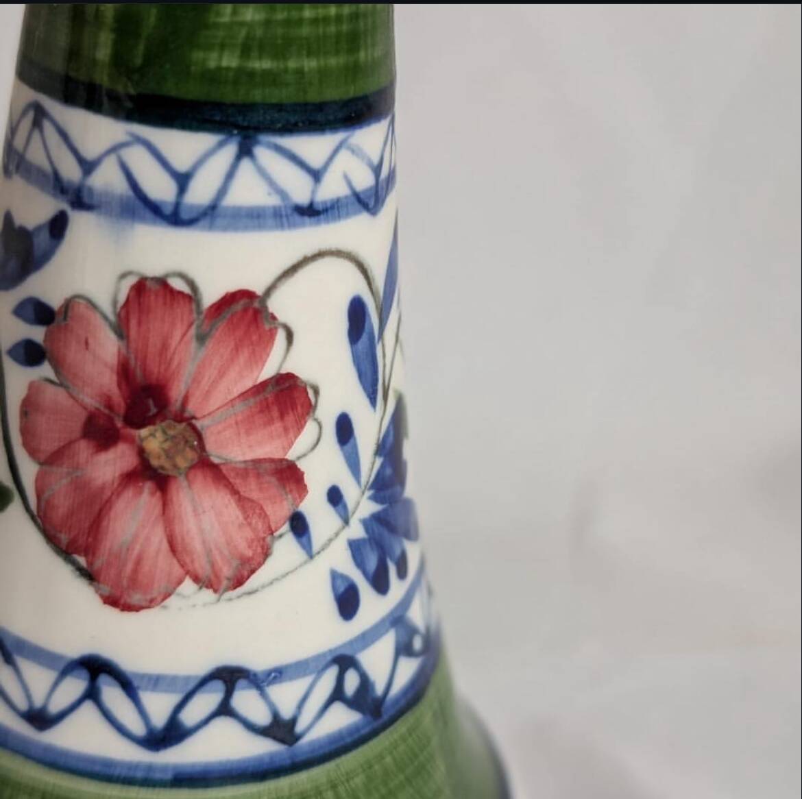 Ceramic flower candle holder