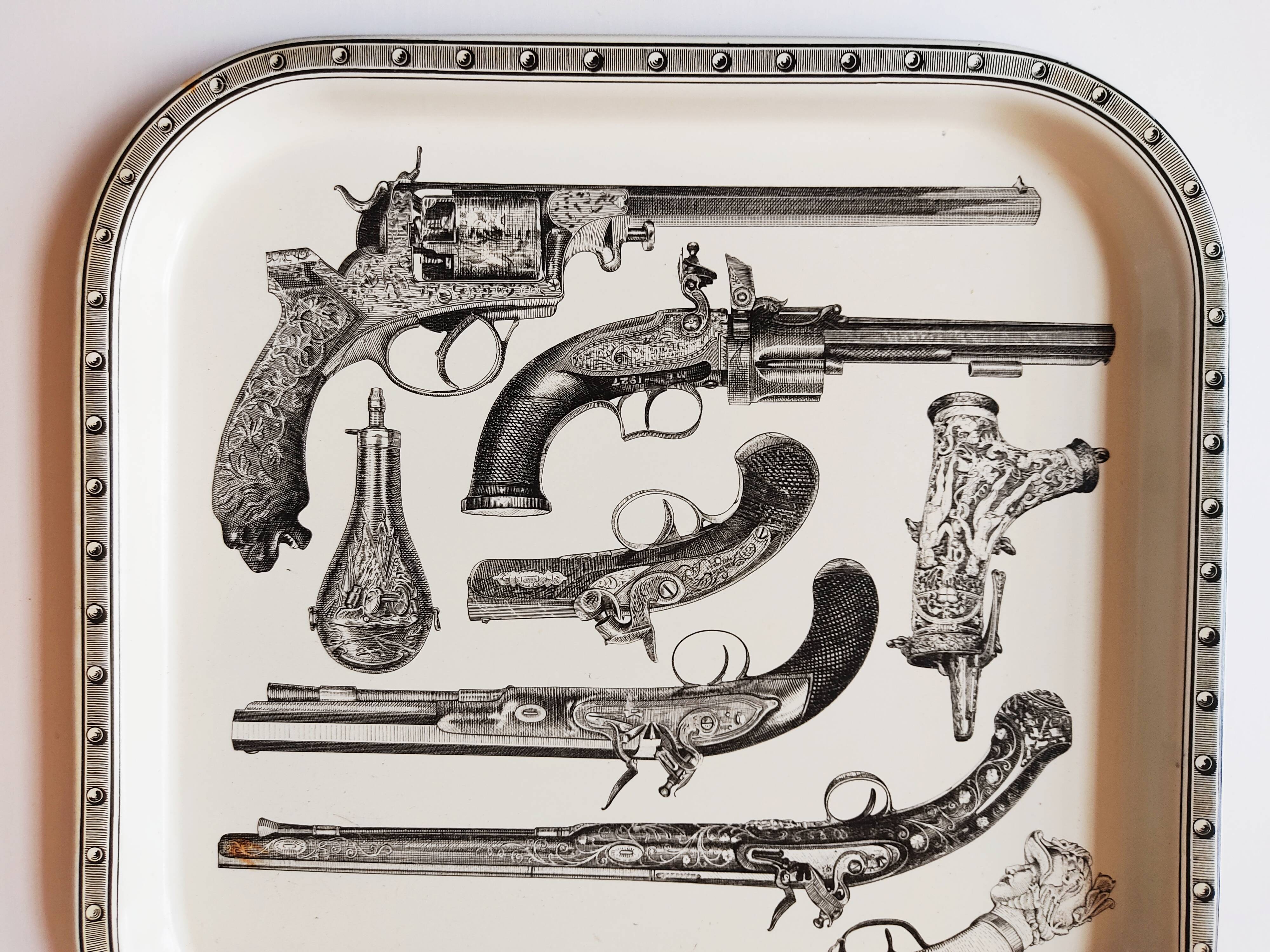 Plateau Guns design Piero Fornasetti 1968