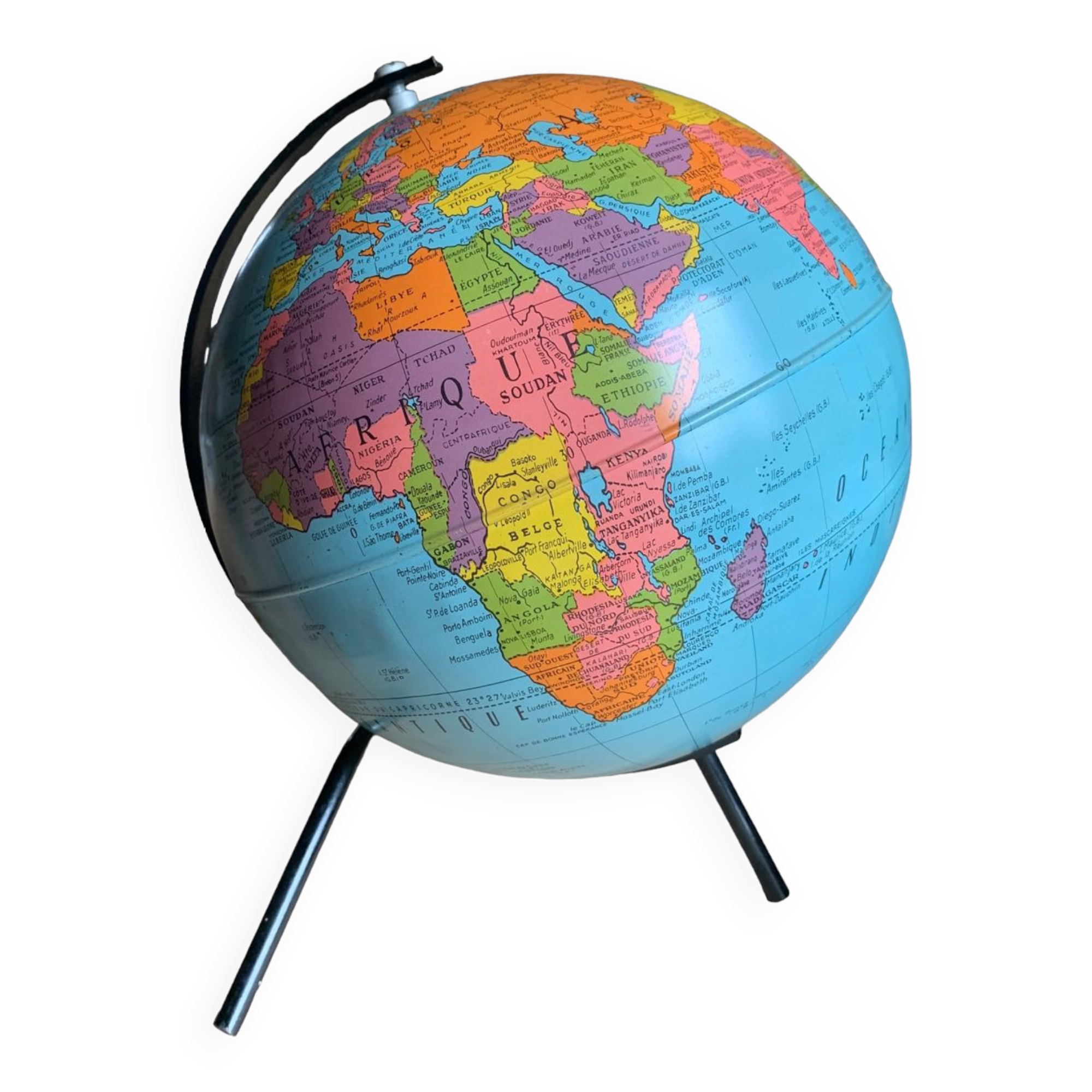 Globe rotating world map