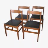Set of 4 wooden chairs
