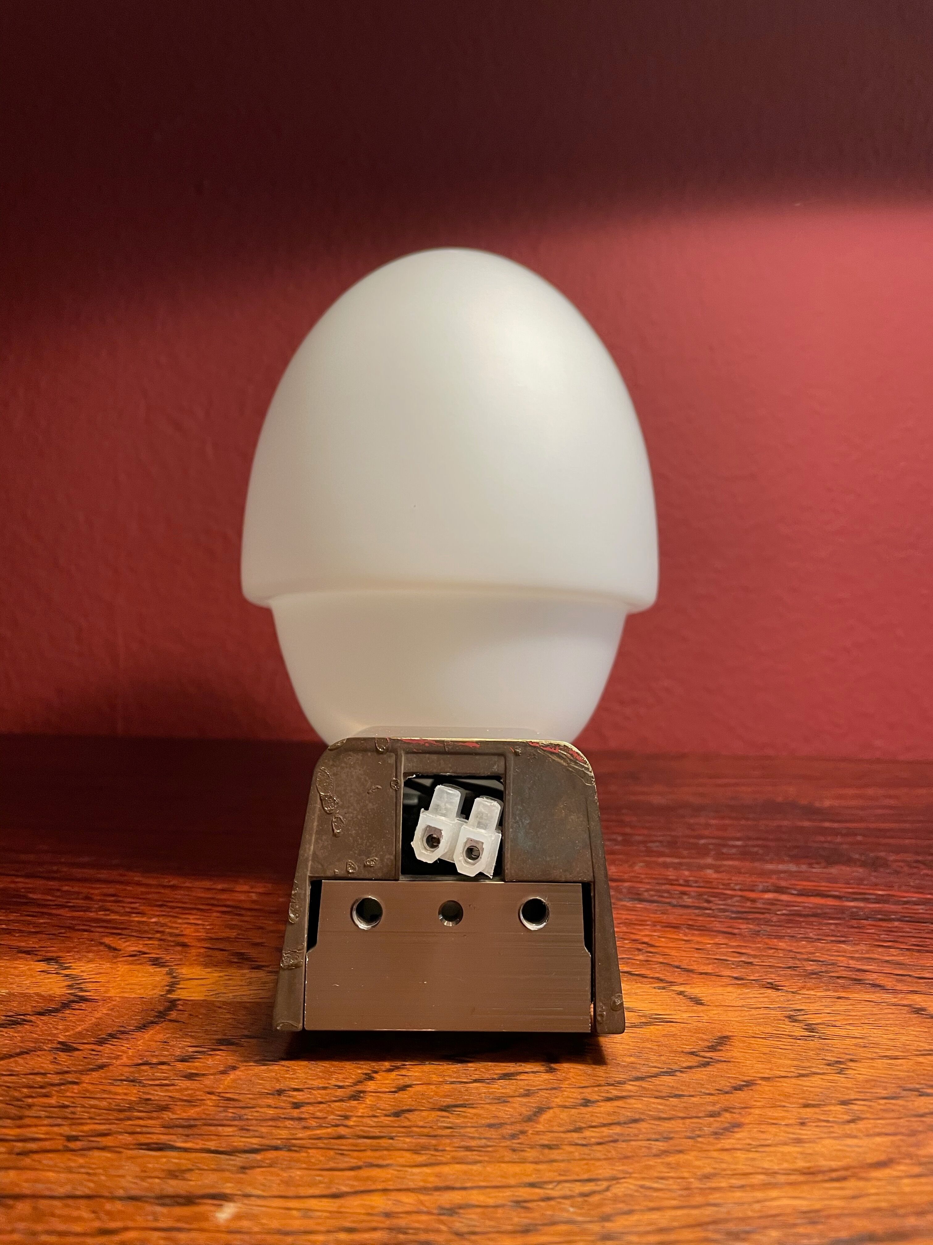 2 Wall Scones Lamps in Opal and brass Italy 80s