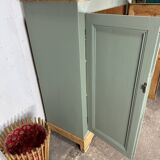 Armoire parisienne