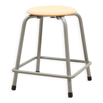 Low gray beech stool with footrest