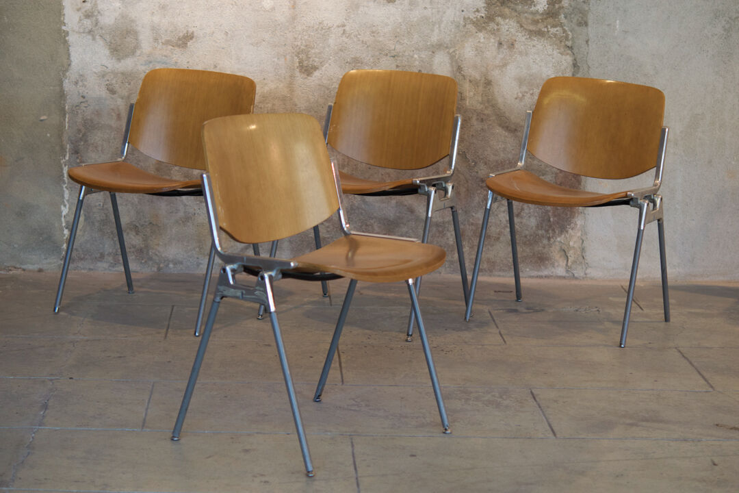 Set of four Piretti chairs for Castelli publishing house 1965'