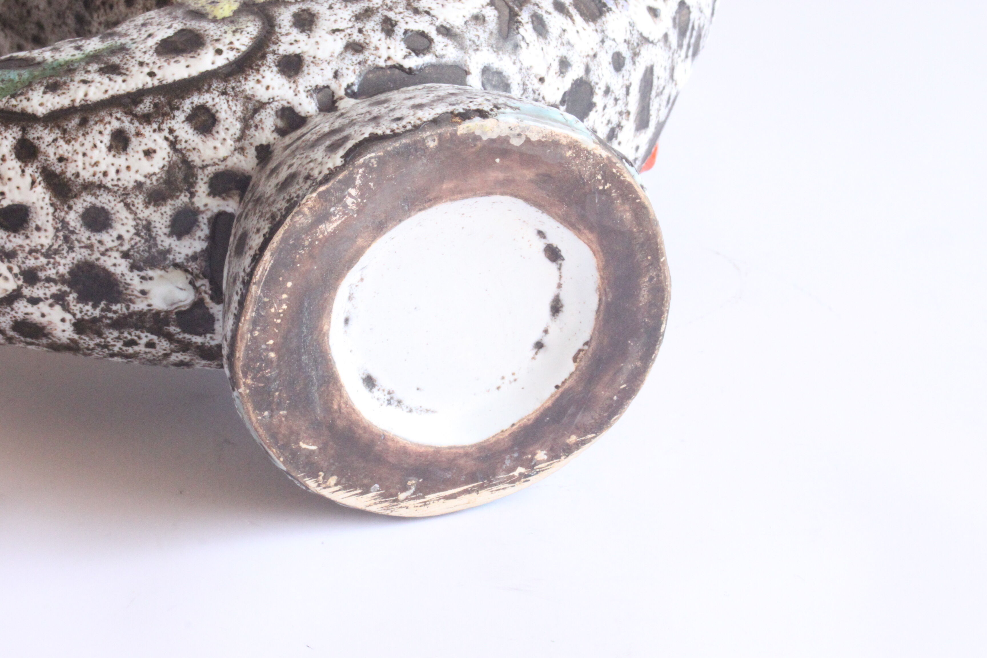 Pichet de forme organique par Marius Bessone, Vallauris années 1950.