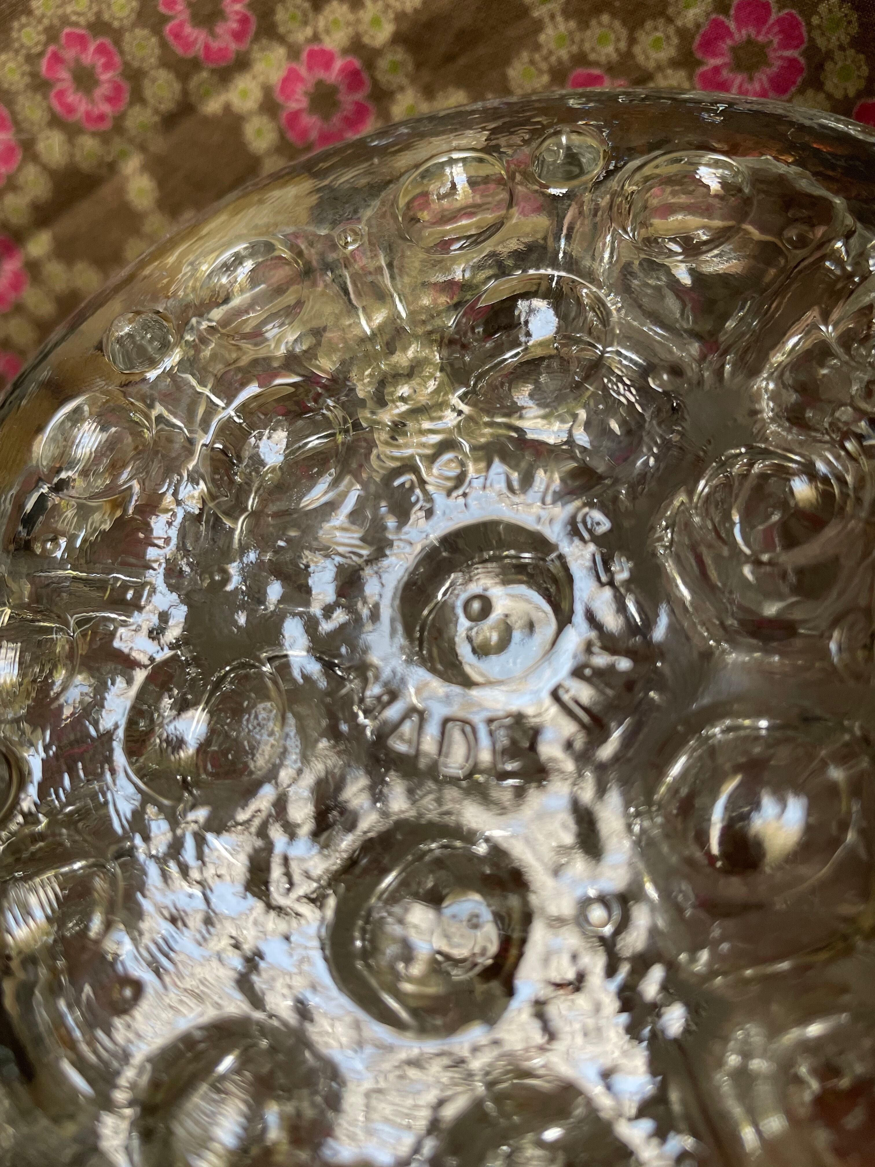 Pique crystal flowers of Reims