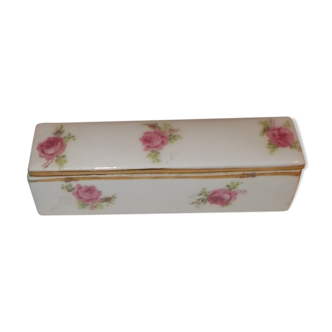 Rectangular porcelain box