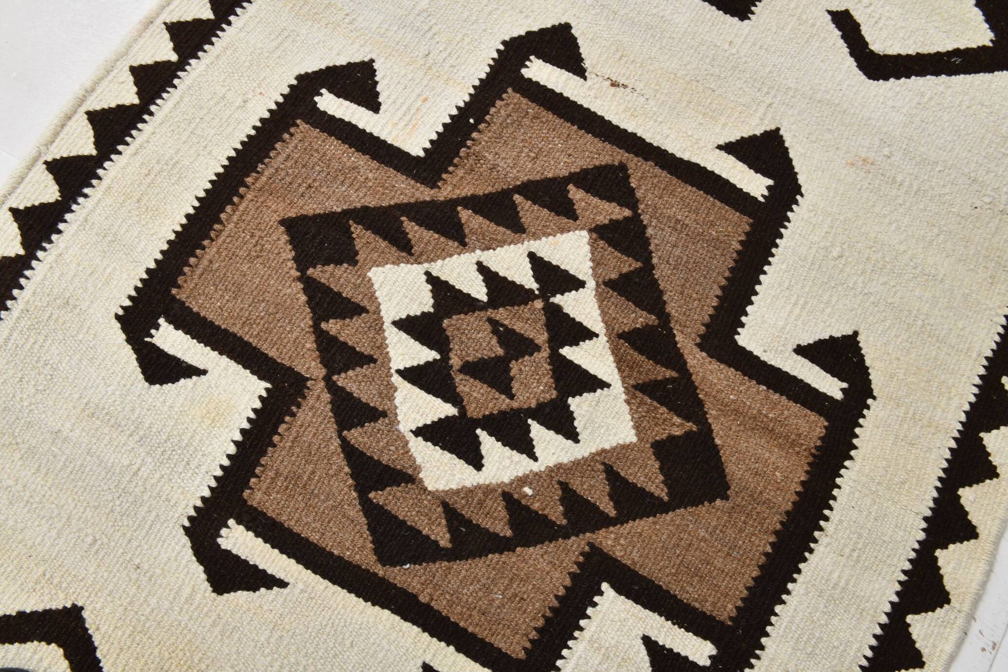 3x11 Kilim Cream & Brown Tribal Kilim Runner Rug, 99x322Cm