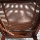 Captain chair