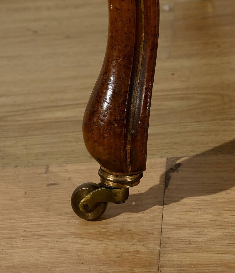 Louis XV style living room in walnut – 1920