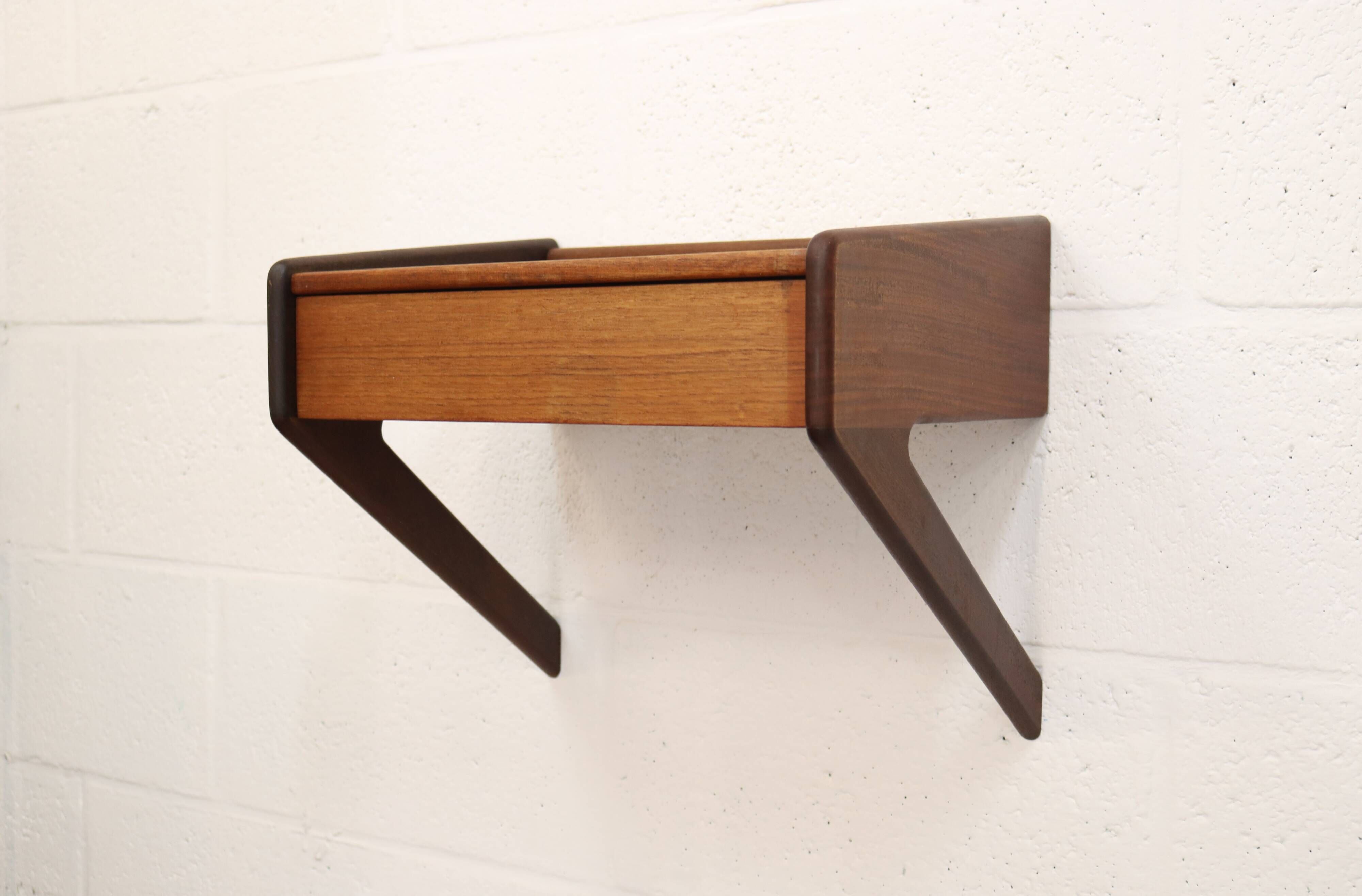 Floating nightstand  in teak wood by Sigfred Omann for Olholm Mobelfabrik