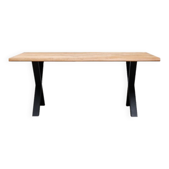 Dining table Solid mango wood and black metal legs