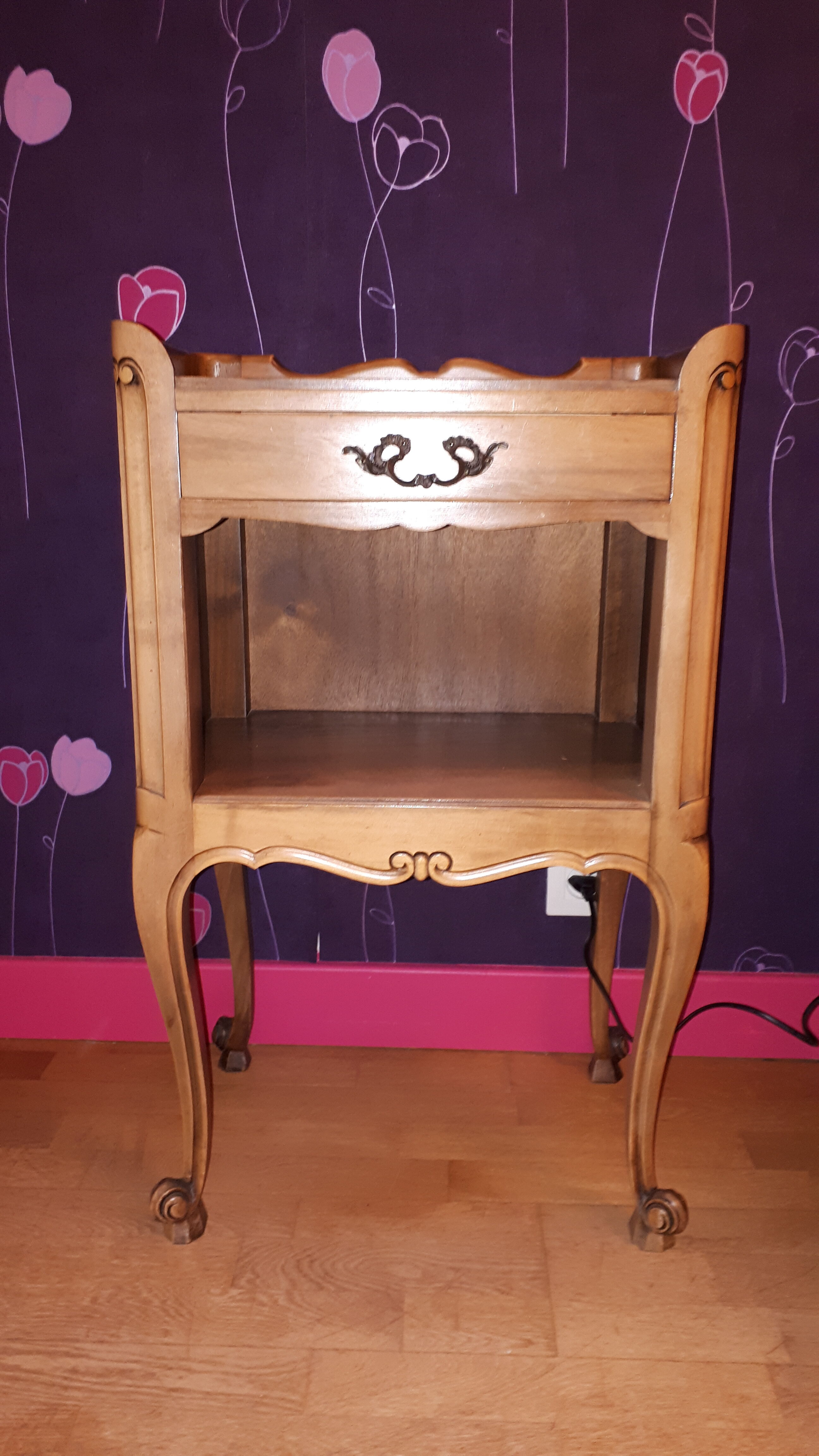 Louis XV style bedside table in walnut