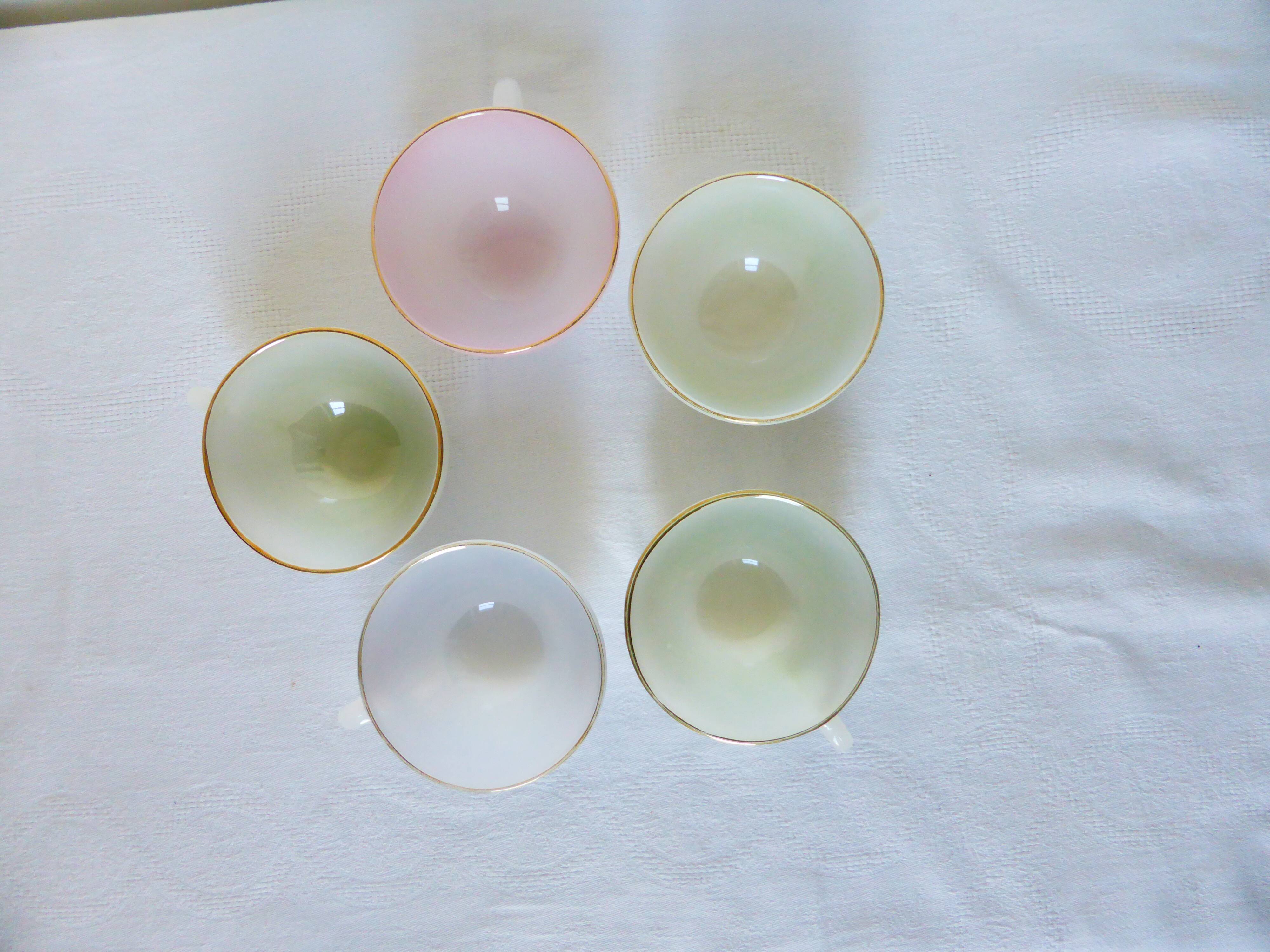 5 tasses harlequin vintage en arcopal 210185