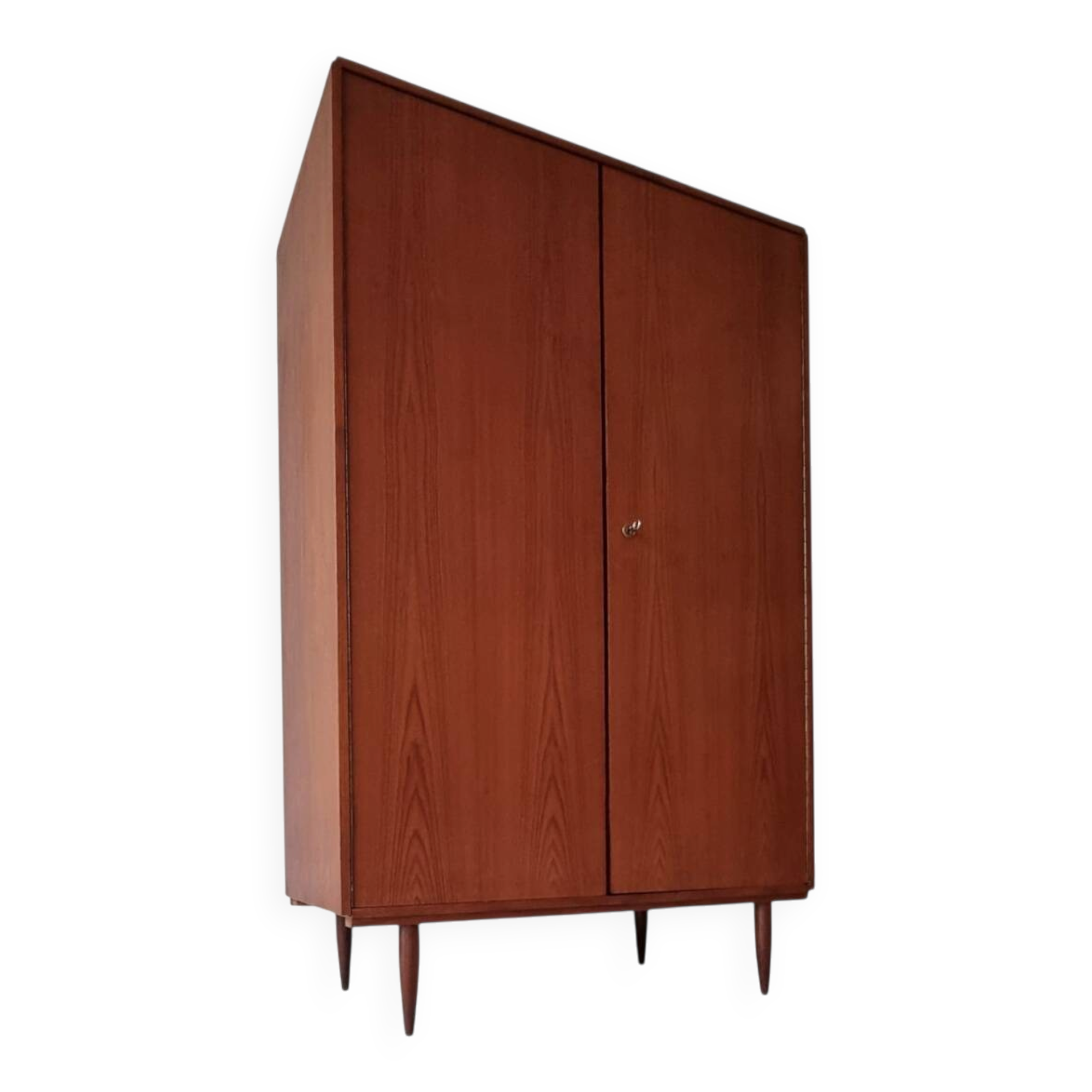 Armoire du milieu du siècle