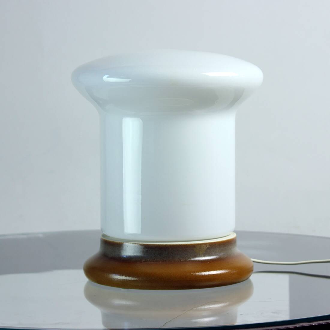 Lampe de table design par Ivan Jakes pour Opp Jihlava, Tchécoslovaquie 1960