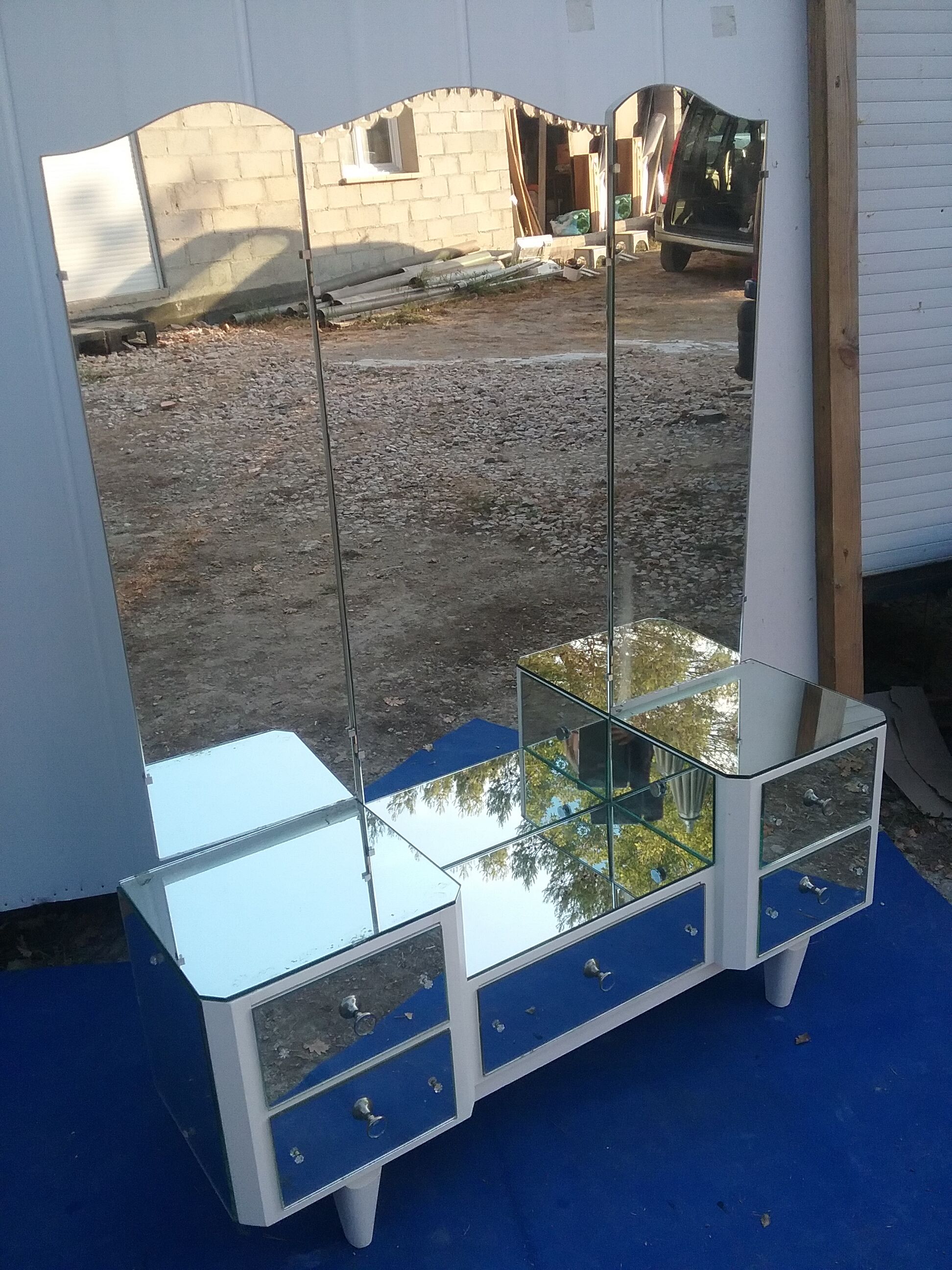 Vintage dressing table chest of drawers