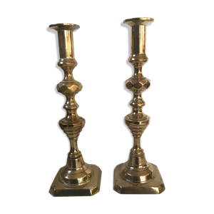 Paire de bougeoirs victoriens