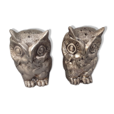 Metal owl salt & pepper shakers