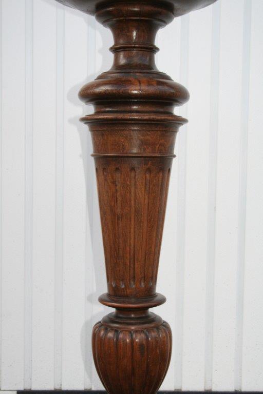 Selette column walnut 19 th