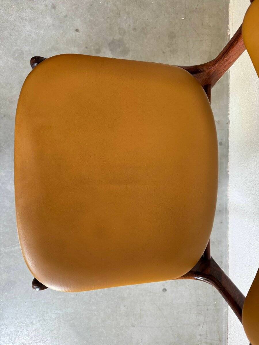 Ensemble de chaises vintage en skaï et palissandre
