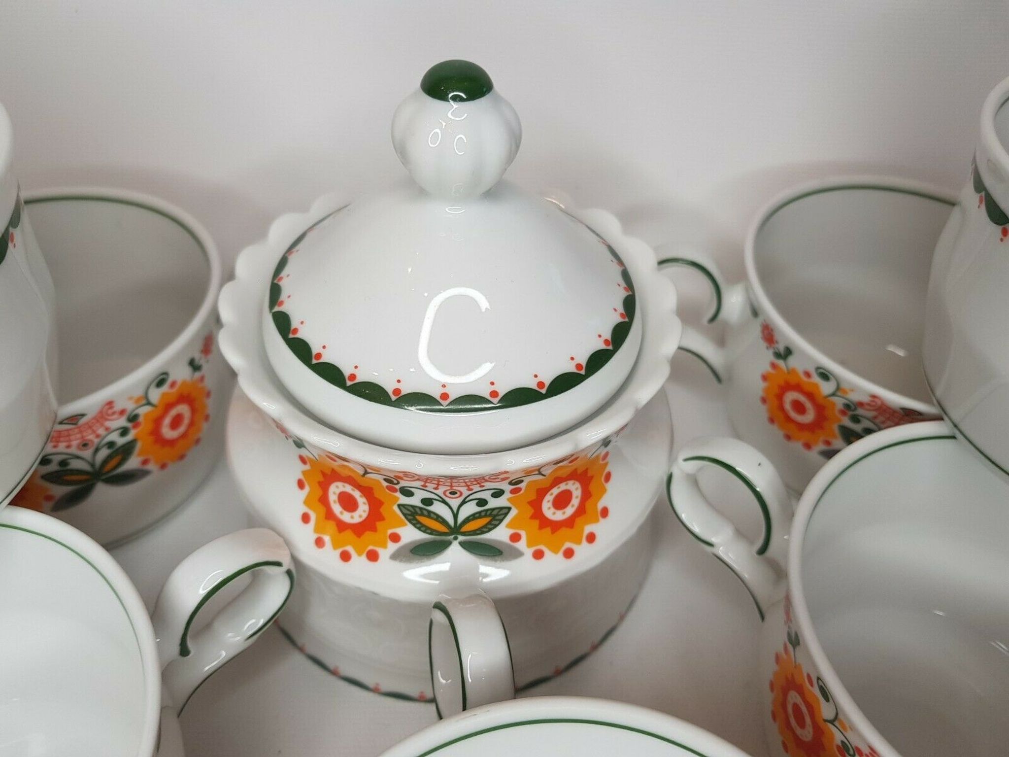 11 cups coffee and sugar pot décor lotus orange 70s