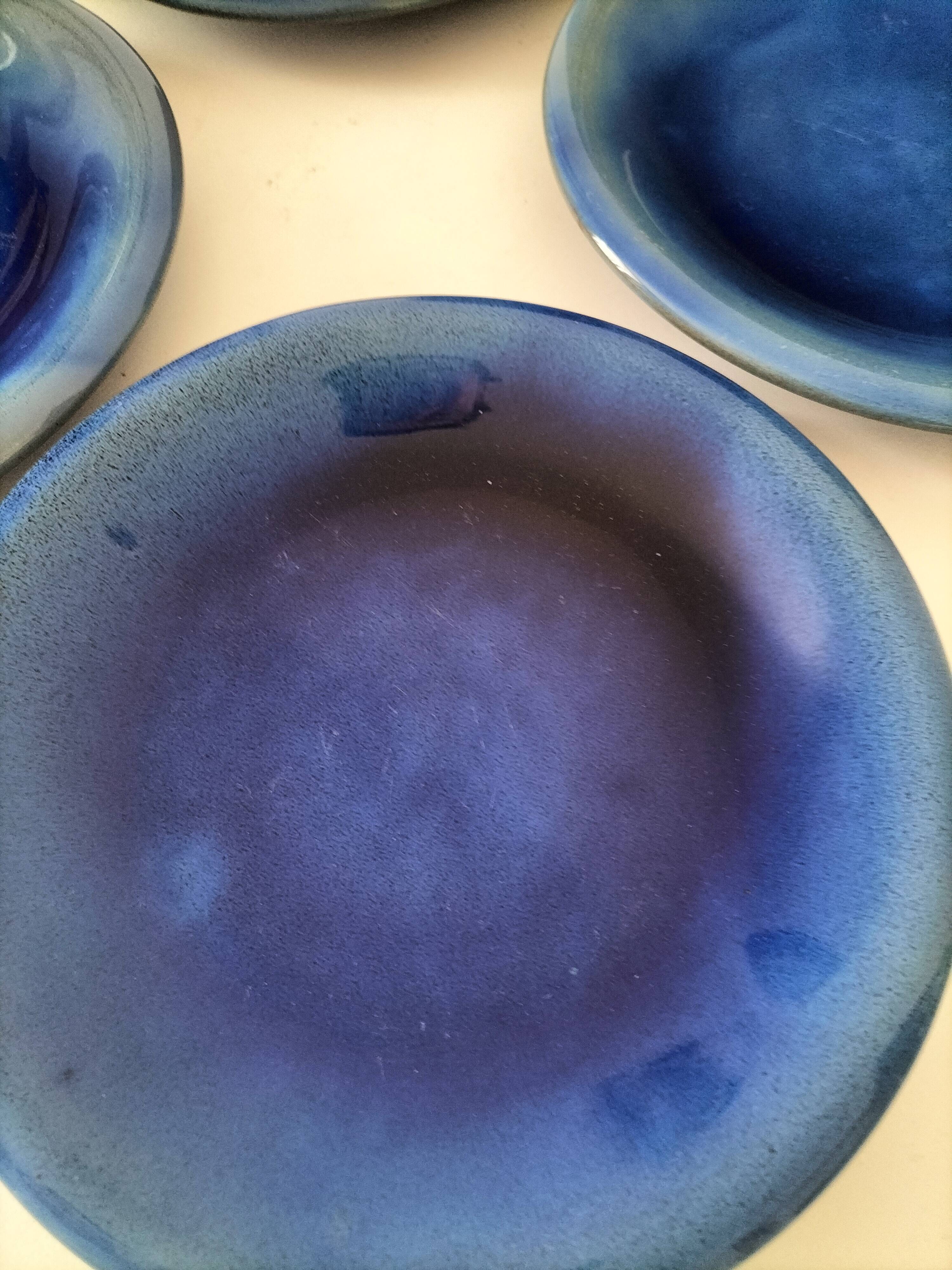 6 grandes assiettes plates en grès bleu cobalt et turquoise