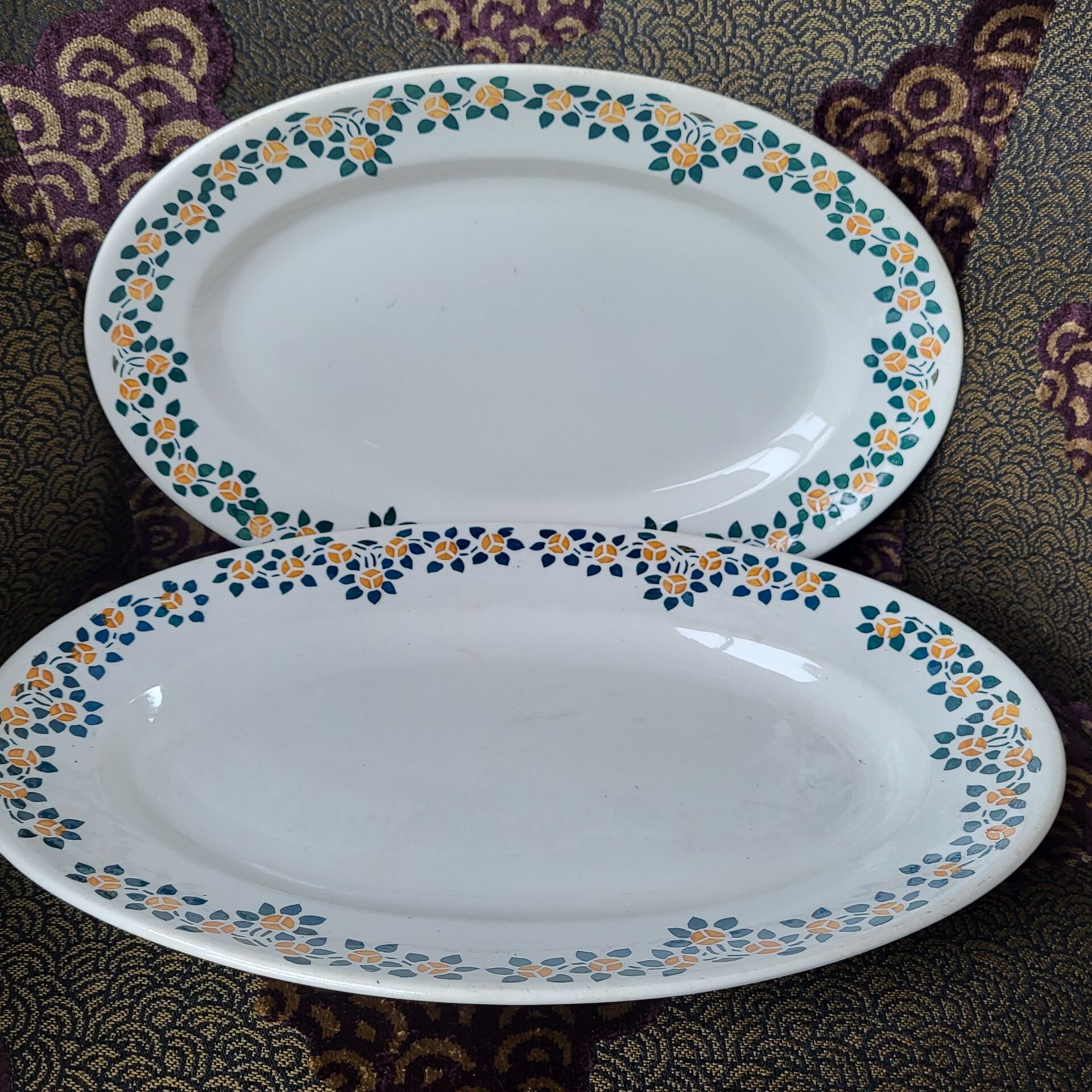 Two serving dishes Rita • Givors • France