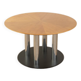 Table à manger postmoderne
