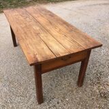 Farm table
