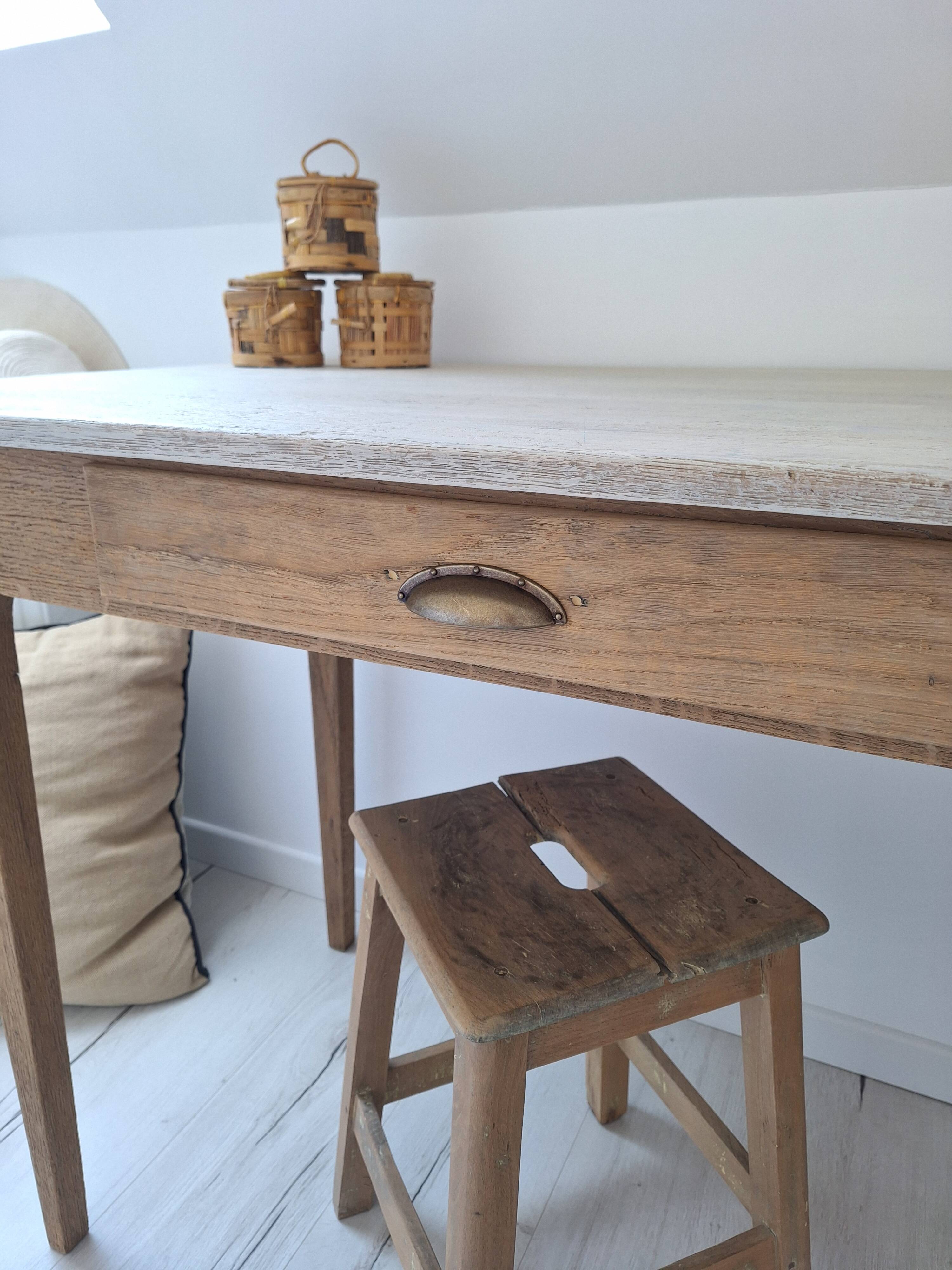 Antique wooden desk – farmhouse table - chic country spirit