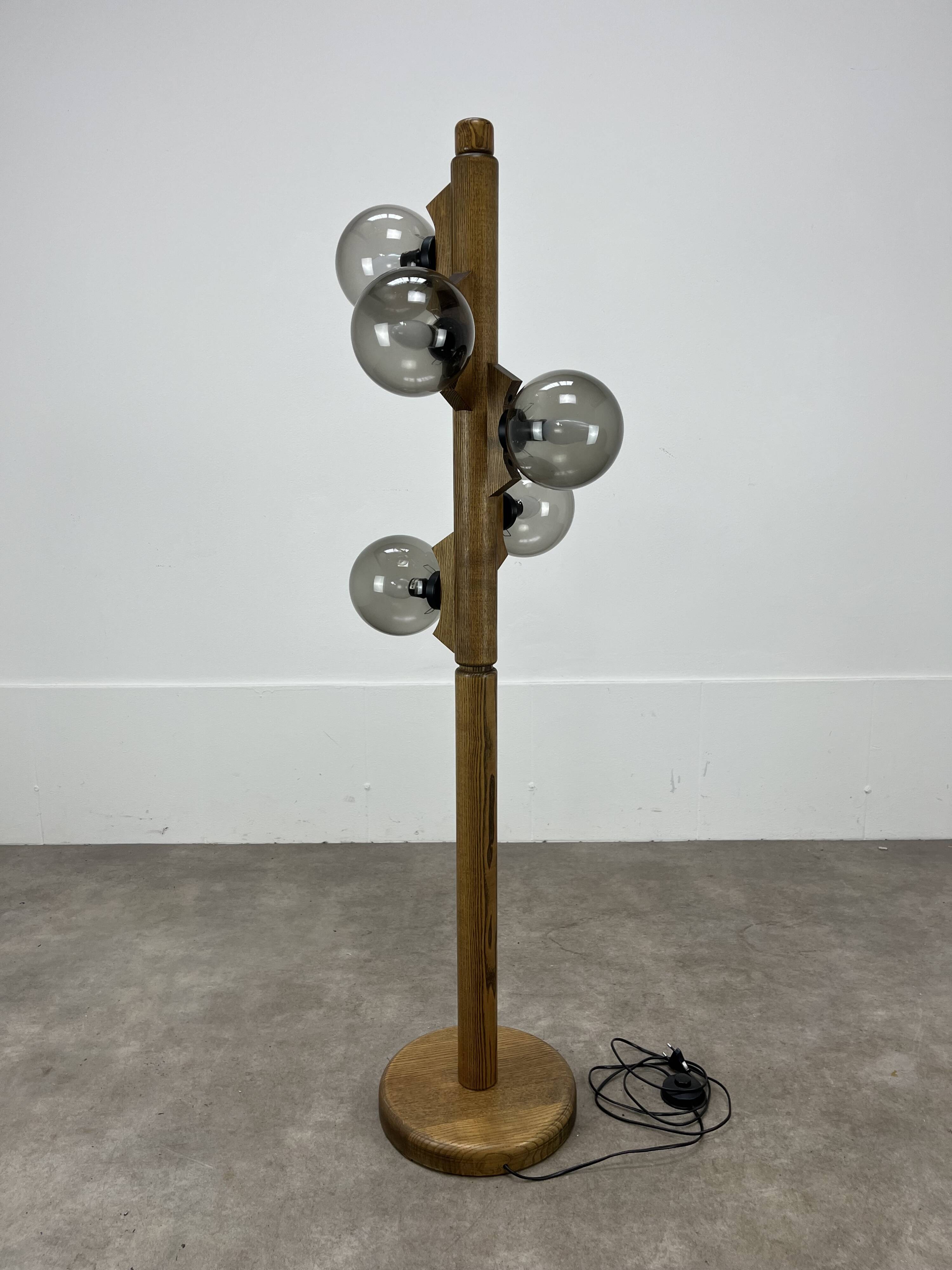 Temde Leuchten brutalist floor lamp, wood, 1970s