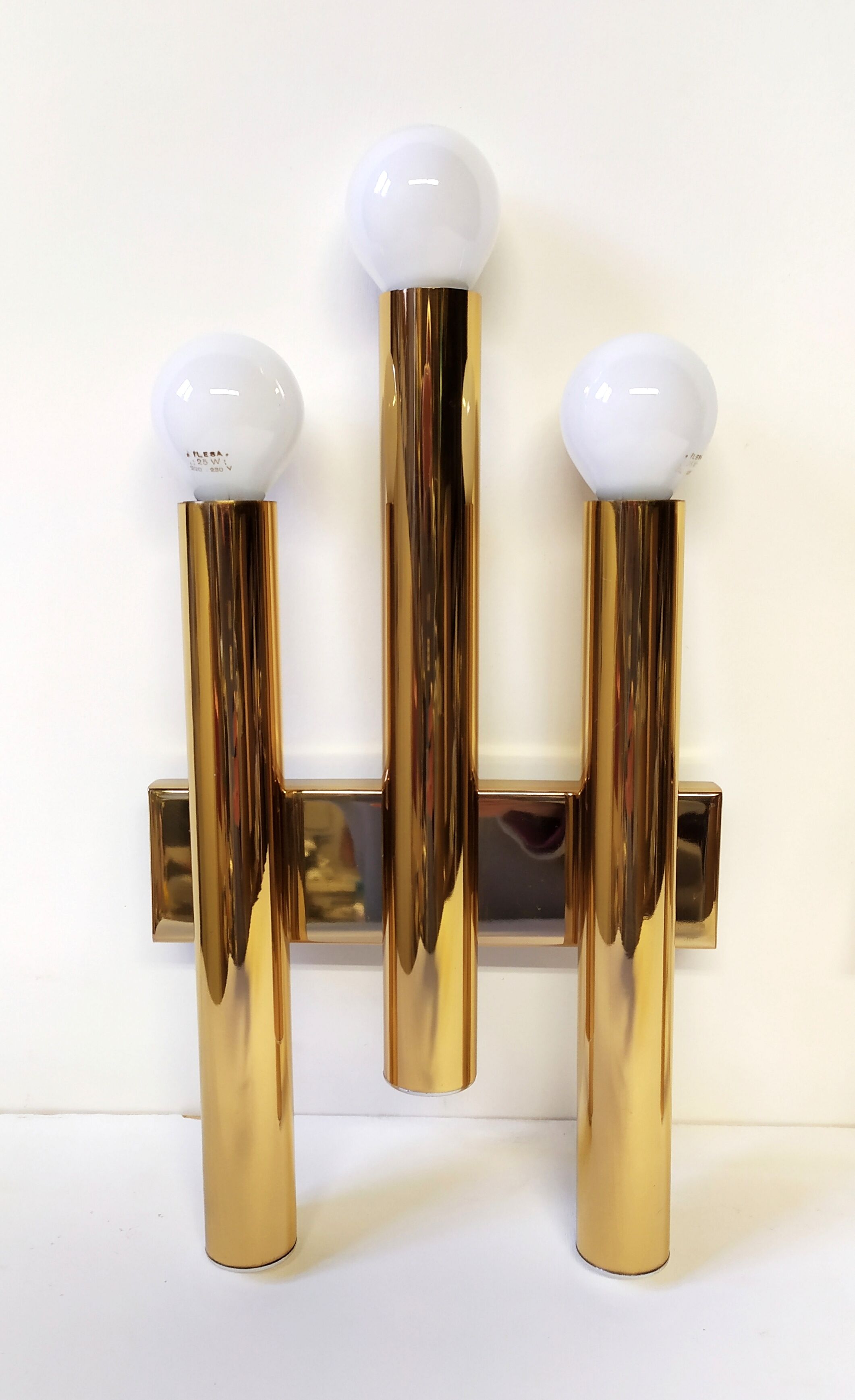 Italian brass wall light 1970s