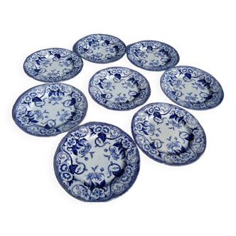 8 assiettes plates en faïence Creil et Montereau modèle Flora