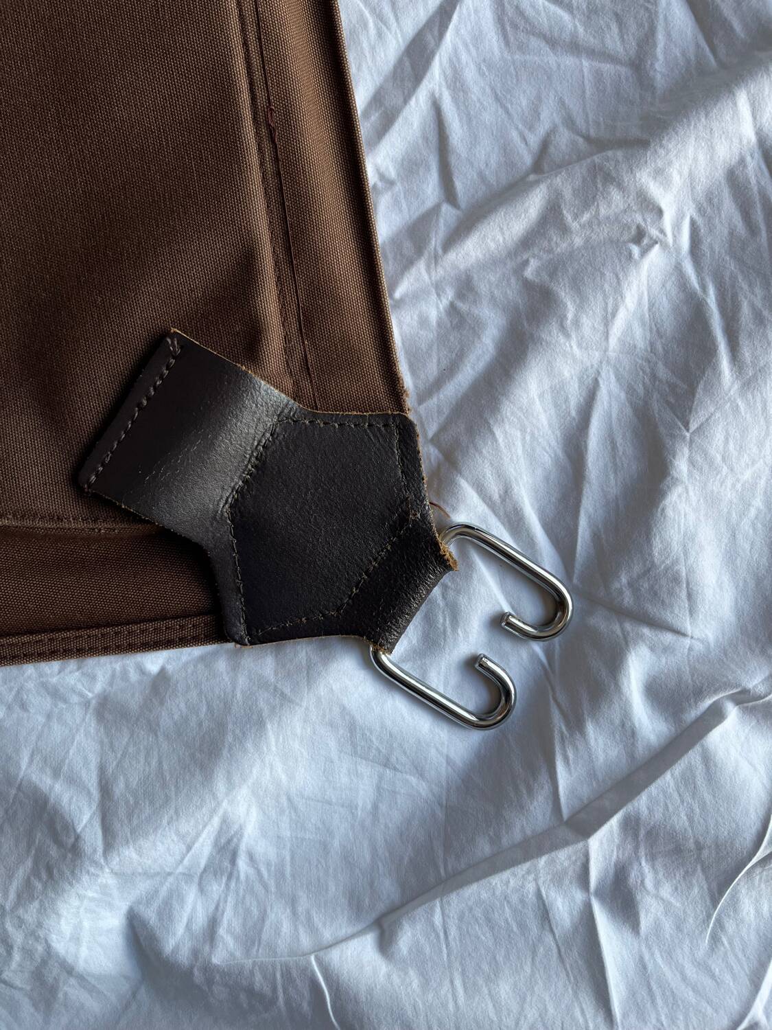 Ressell sigurd falcon armchair