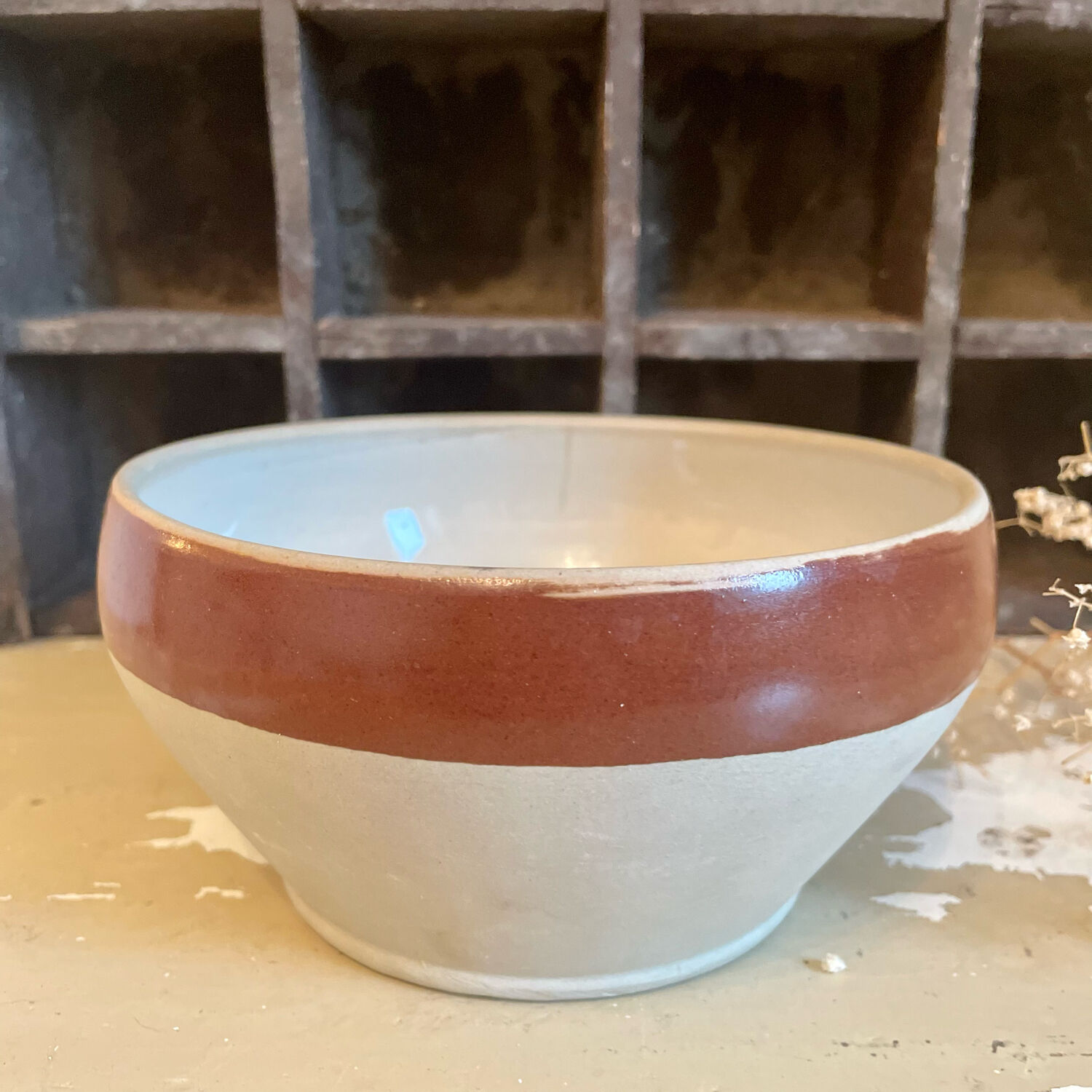 Flat bowl bowl in old Digoin stoneware