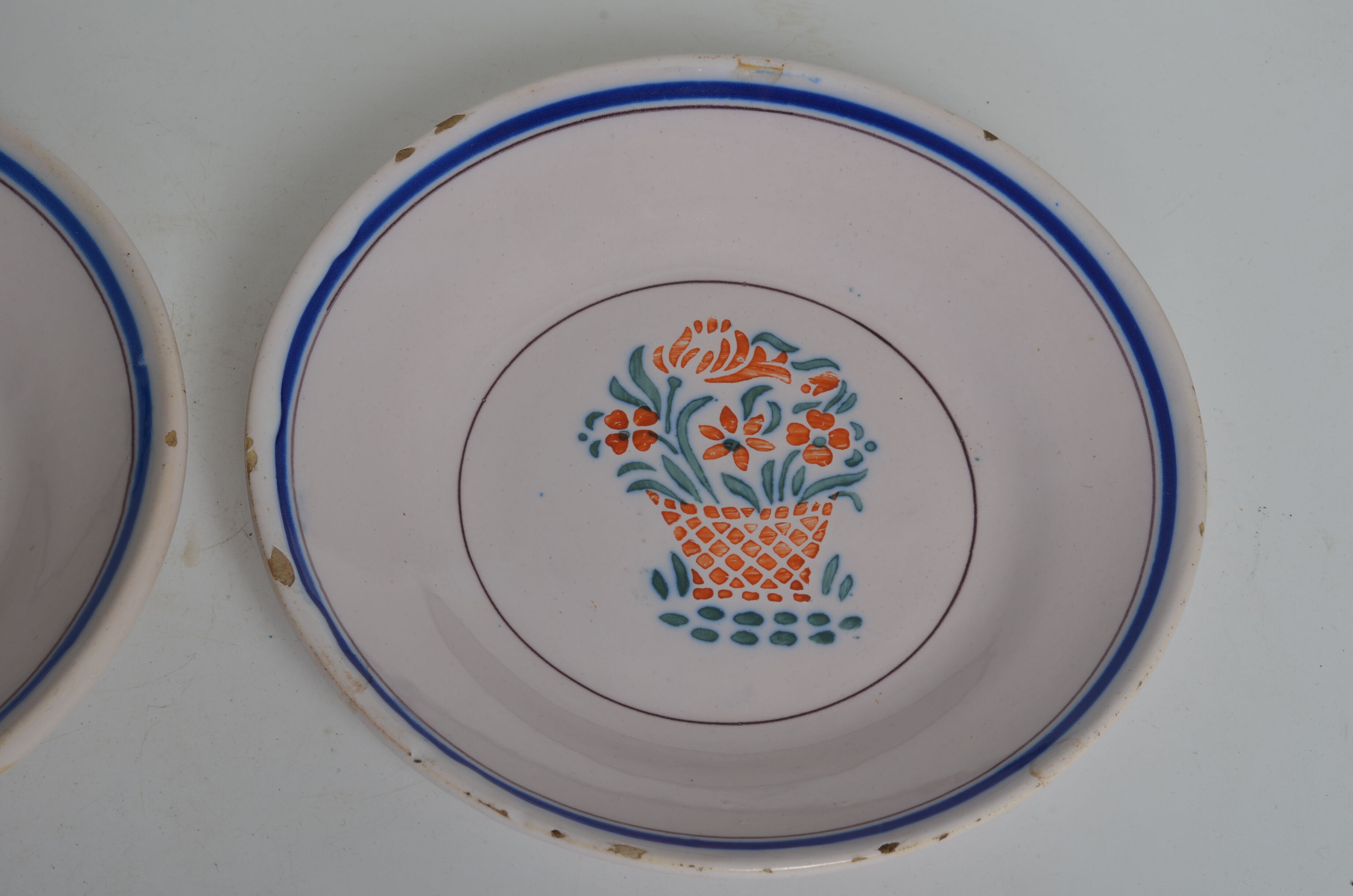 Old hollow plates Selency