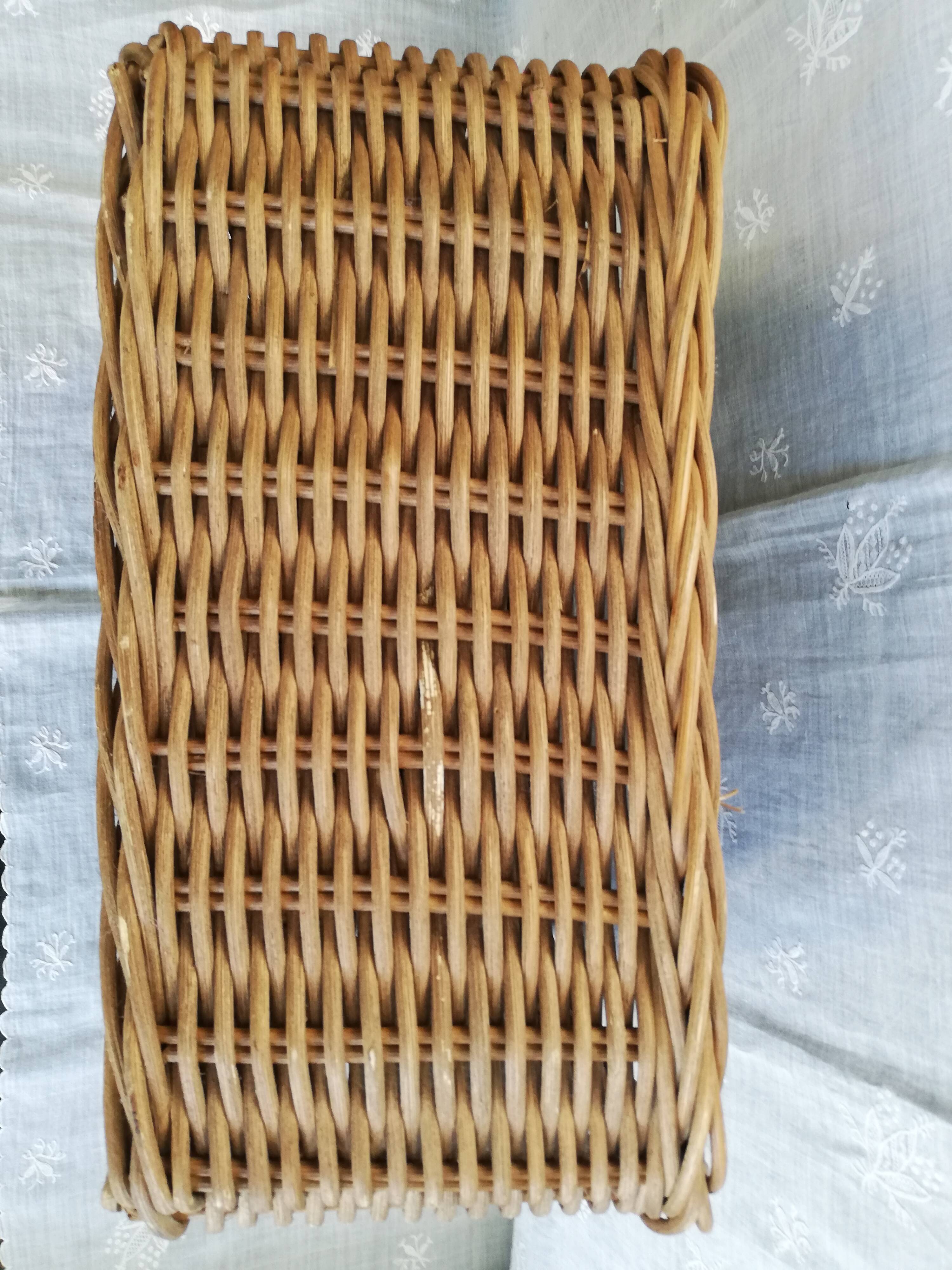 Rectangular wicker basket