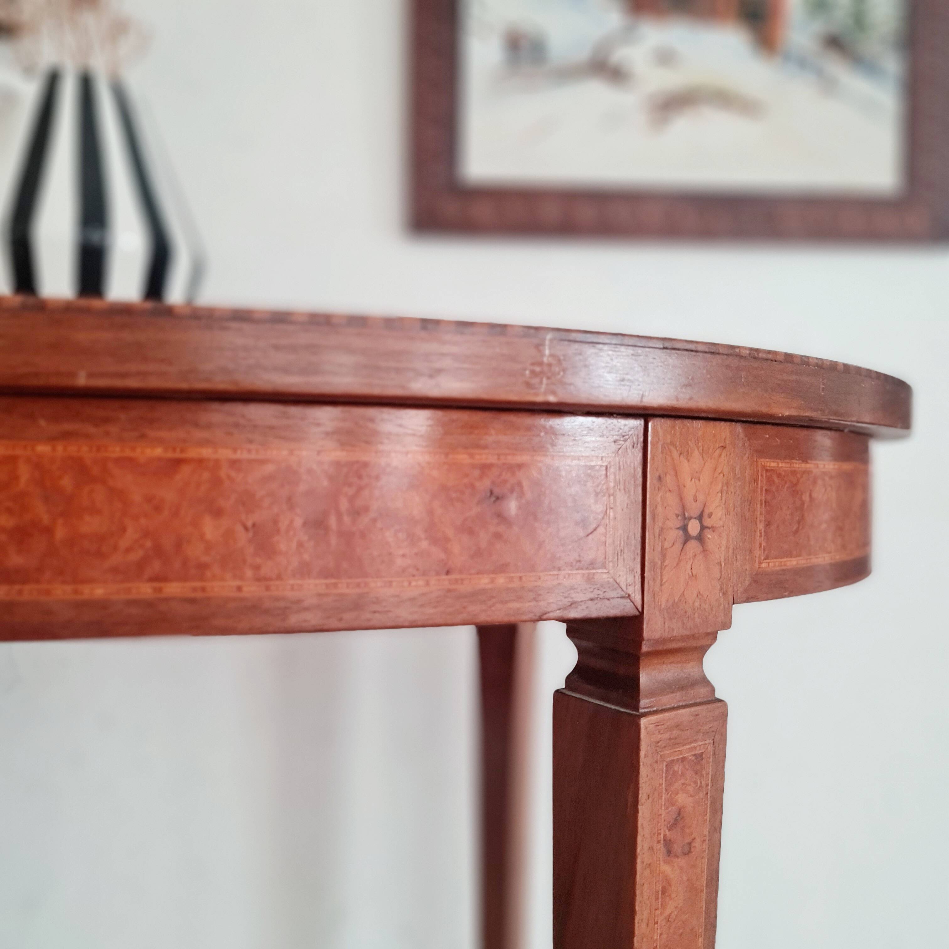 Oval inlaid table made in Germany by Sohn & Cie