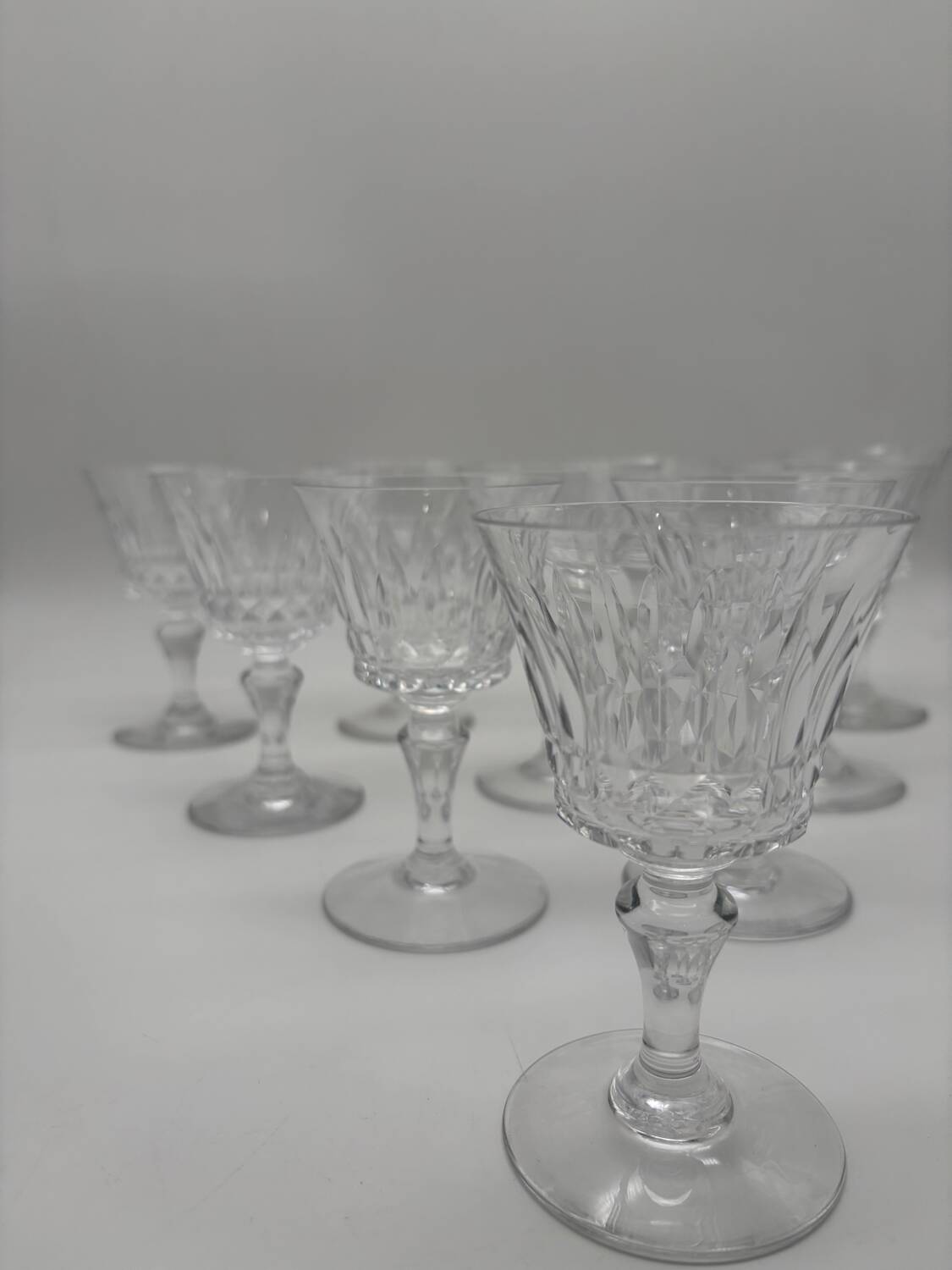 10 verres Baccarat, model Picadilly, France, verres à pied en cristal à porto / liqueur