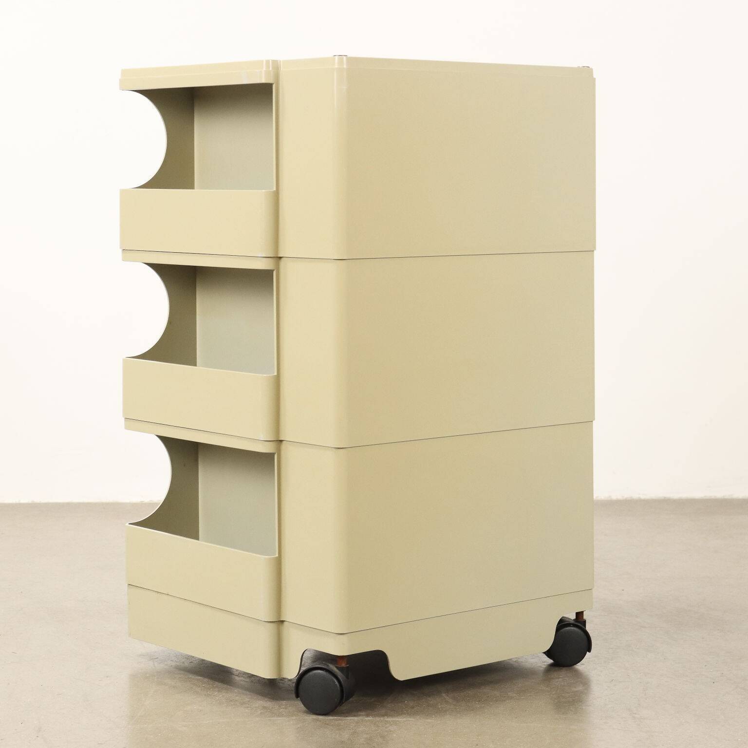 Bieffeplast Boby trolley by Joe Colombo, plastic, 1970s original