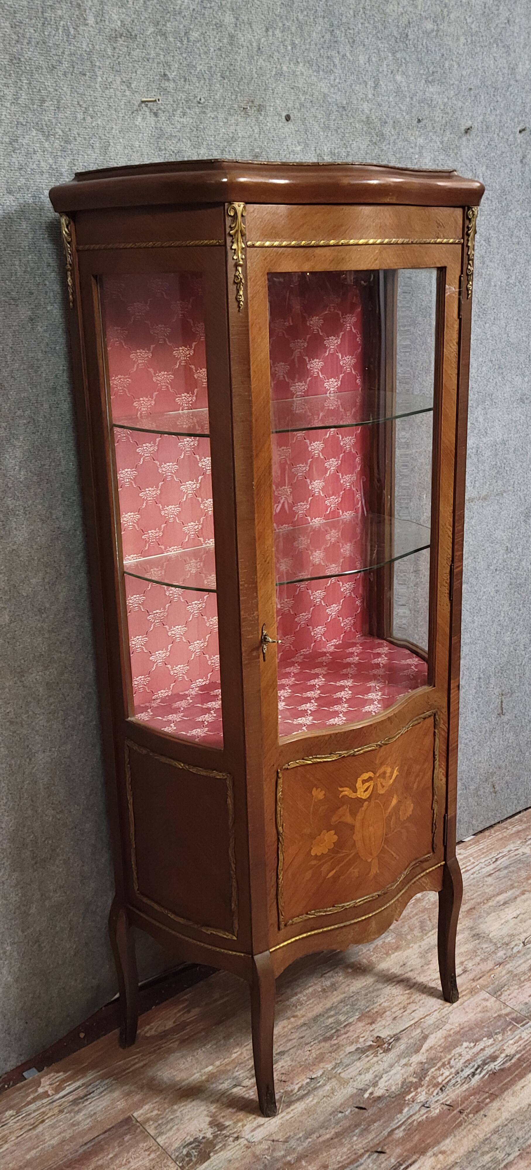 Antique Louis XV style display cabinet, in richly inlaid rosewood