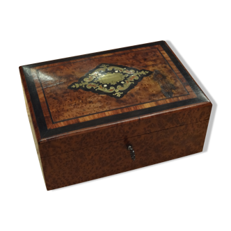 Jewelry box in tuya magnifying glass and ebony and brass marquetry 22x16 cm