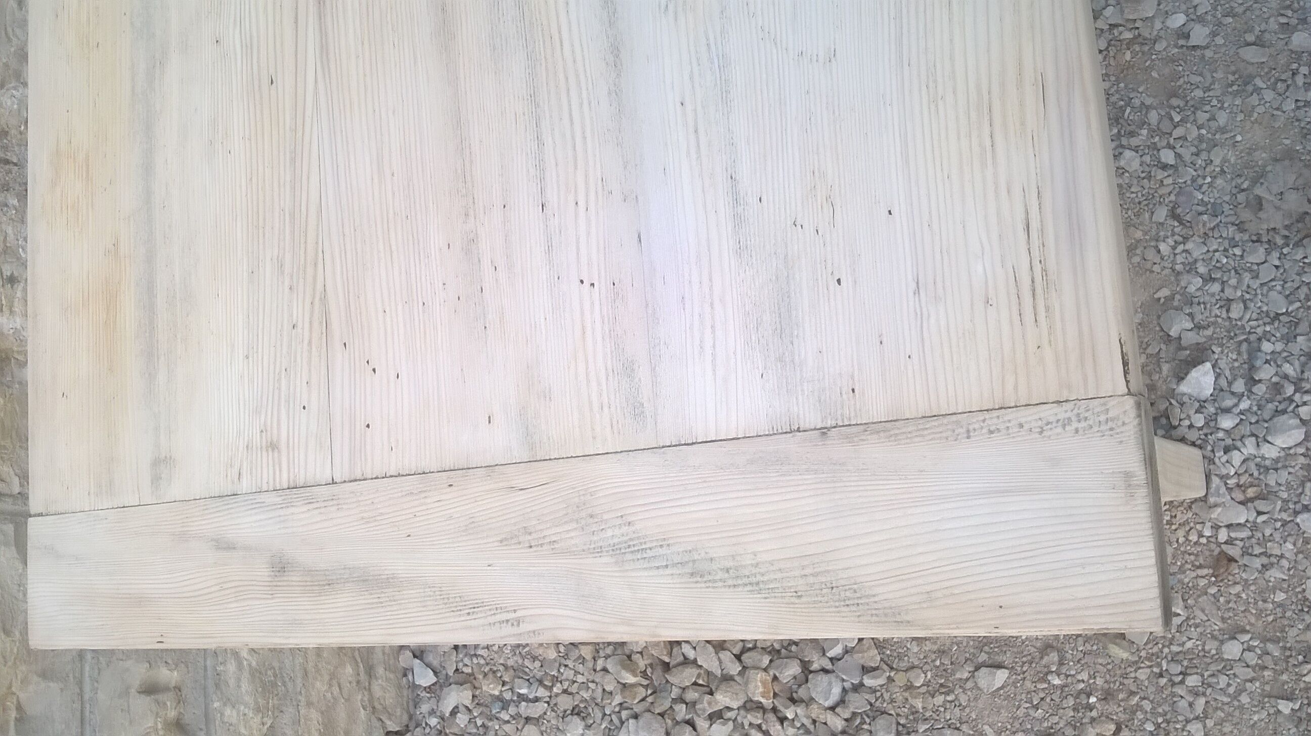 Table de ferme bois brut
