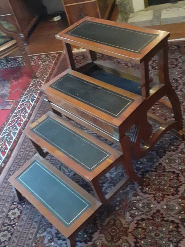 Fauteuil escabeau