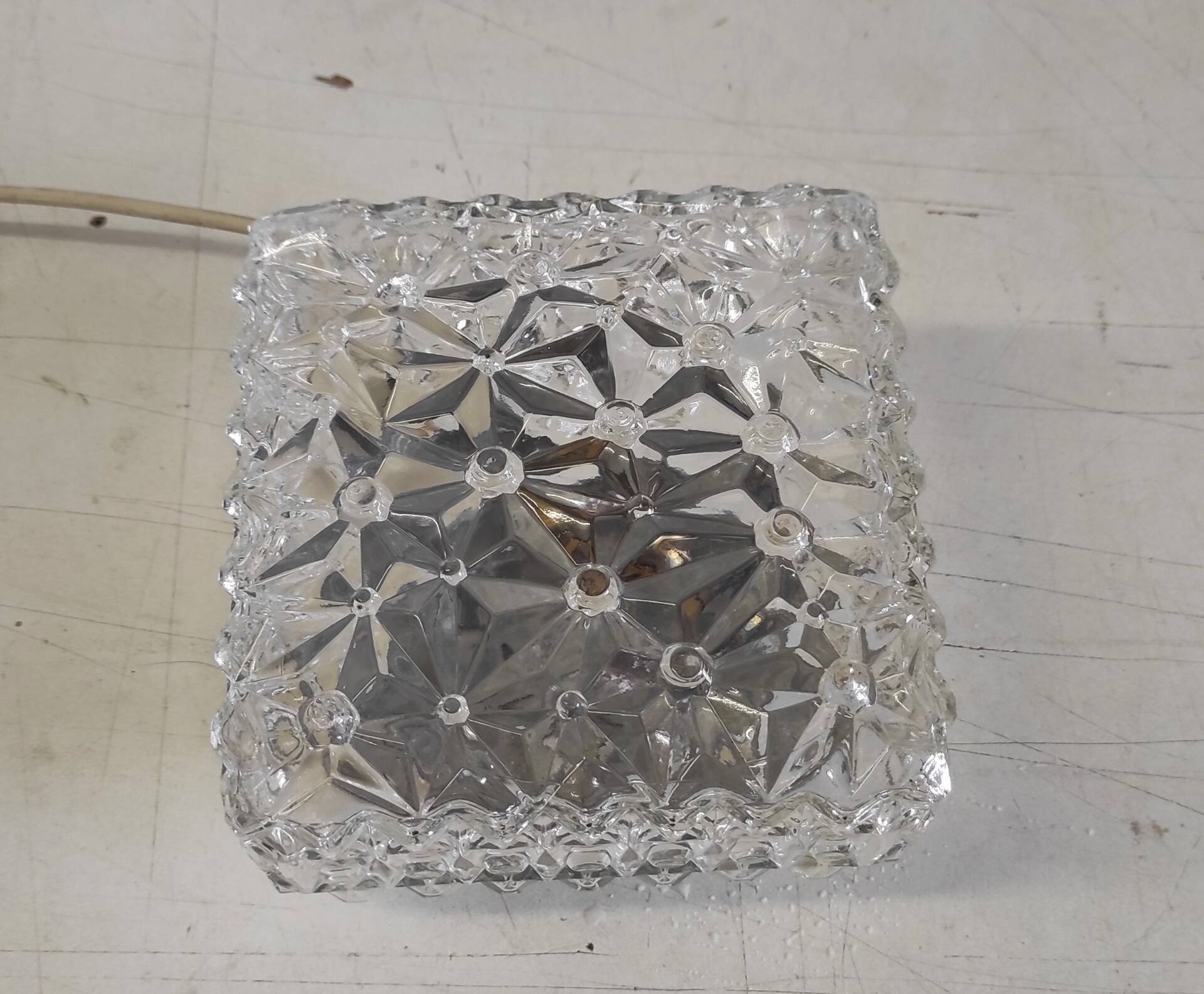 Ceiling light or wall light in moulded glass - mid 20th century.