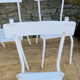 Ensemble de 5 chaises blanches en bois