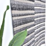 Tapis Kilim bleu marine et beige